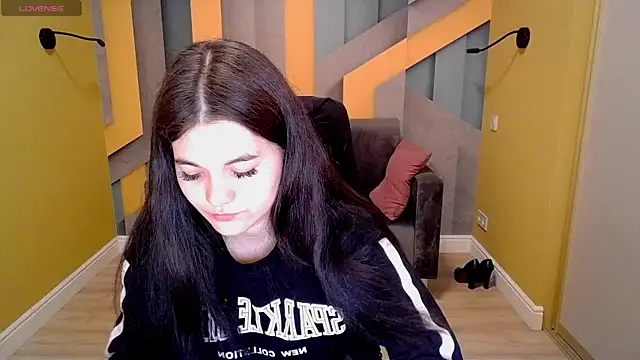 ElinaMils online show from March 2025 12:35:02 PM