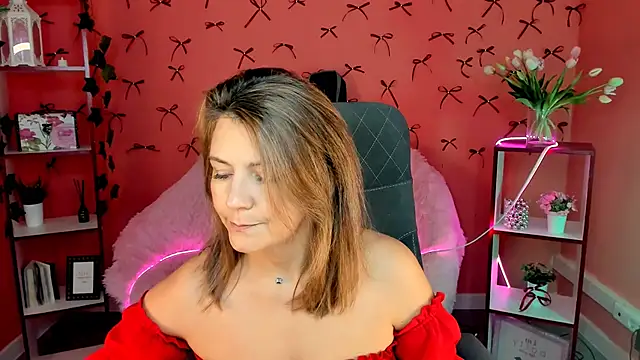 NicoleHitman online show from September 2025 05:20:02 AM