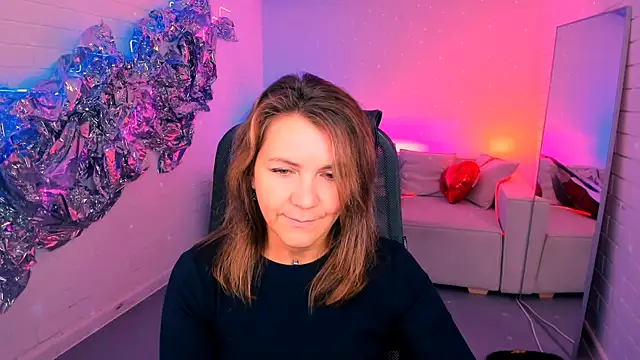 NicoleHitman online show from October 2025 09:31:01 AM