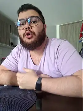 Edmund98 online show from November 2025 05:44:02 PM