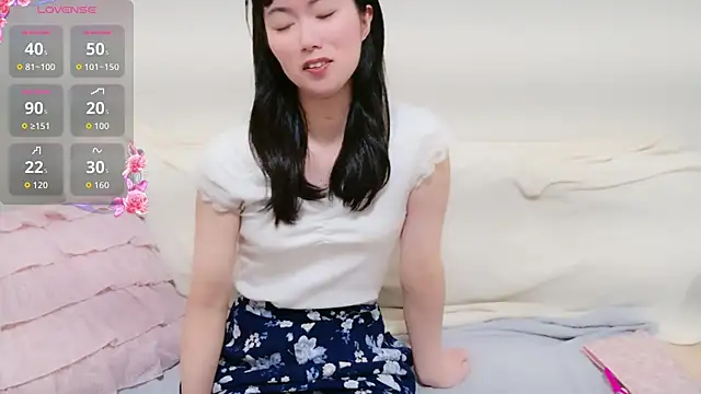 pppYukaqqq online show from July 2026 11:47:01 AM