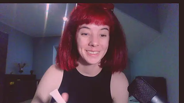  Amber Doll  online show from October 2025 07:47:01 PM