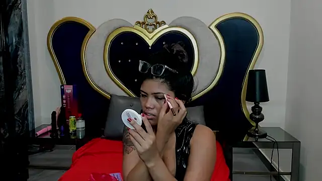 NovaMichel online show from November 2025 11:23:02 AM