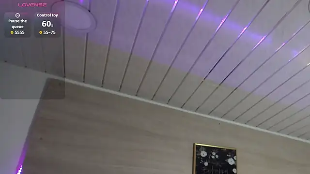 Cristal Velle online show from October 2025 12:27:01 PM