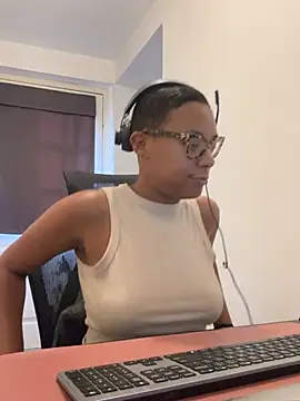 Melia Rayne online show from July 2026 09:35:01 AM