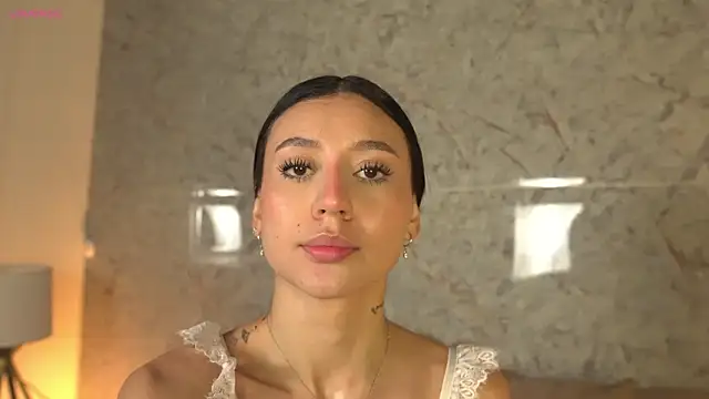 Snapshot of alison222_ chatting on February 2026 11:37:02 AM alison222 online show from February 2026 11:37:02 AM