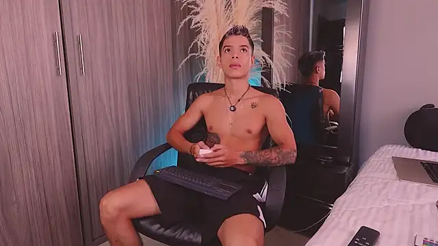 Snapshot of ErosKhaos chatting on March 2026 04:23:01 PM ErosKhaos online show from March 2026 04:23:01 PM