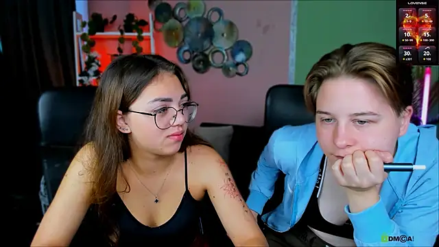 kiki swan online show from October 2025 05:49:01 AM