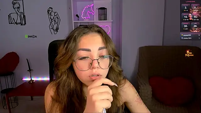 kiki swan online show from November 2025 10:15:02 AM