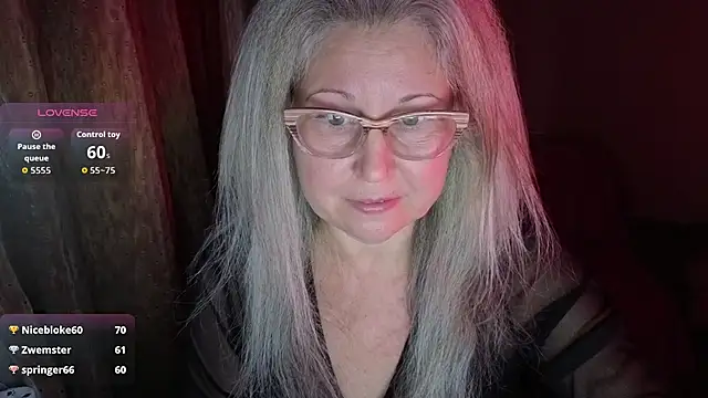 Wane Witch online show from November 2025 04:22:02 AM