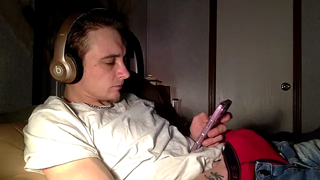 Snapshot of Ilovepussy1911 chatting on February 2026 08:45:01 PM Ilovepussy1911 online show from February 2026 08:45:01 PM