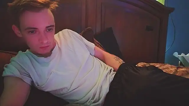 Snapshot of Ilovepussy1911 chatting on April 2026 04:56:01 PM Ilovepussy1911 online show from April 2026 04:56:01 PM