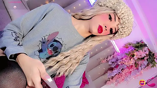 Snapshot of Nina_Keyli chatting on June 2026 05:11:02 PM Nina Keyli online show from June 2026 05:11:02 PM