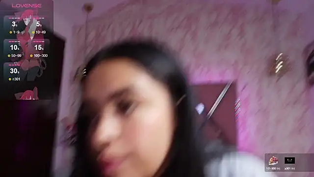 Snapshot of EmilyBrownn_ chatting on March 2025 01:08:02 AM EmilyBrownn online show from March 2025 01:08:02 AM