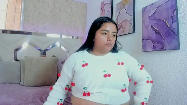 Snapshot of EmilyBrownn_ chatting on September 2025 04:52:02 PM EmilyBrownn online show from September 2025 04:52:02 PM