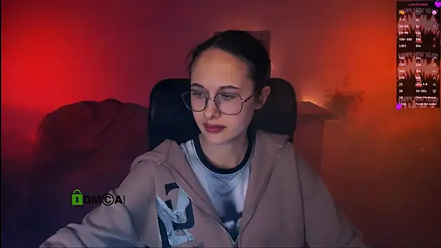 mona cloud online show from December 2025 07:43:02 PM