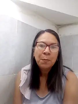 Snapshot of victoria_wayne chatting on October 2025 09:07:01 AM victoria wayne online show from October 2025 09:07:01 AM