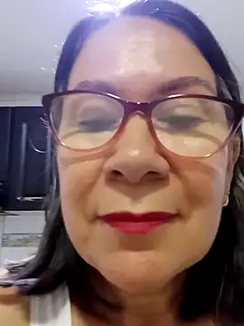 victoria wayne online show from October 2025 10:47:02 AM