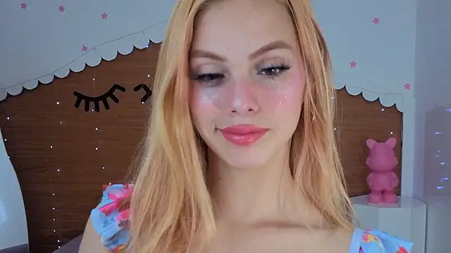 Snapshot of emma_wockll_t chatting on May 2026 01:05:02 PM emma wockll t online show from May 2026 01:05:02 PM