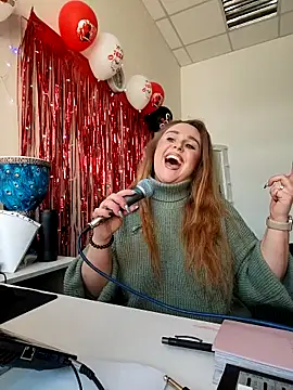 Juicy PeachLux online show from March 2026 07:49:02 AM