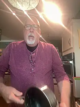 superbearboss online show from January 2026 07:06:02 PM