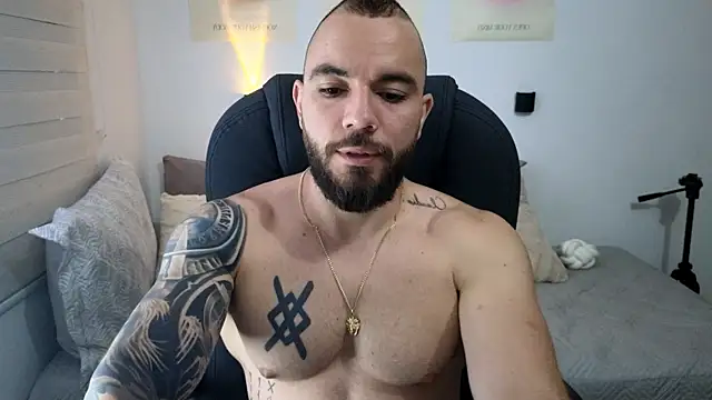 Snapshot of Isaac_Carter chatting on September 2025 11:13:02 AM Isaac Carter online show from September 2025 11:13:02 AM