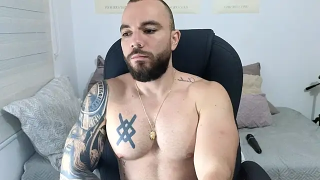 Snapshot of Isaac_Carter chatting on September 2025 11:03:01 AM Isaac Carter online show from September 2025 11:03:01 AM