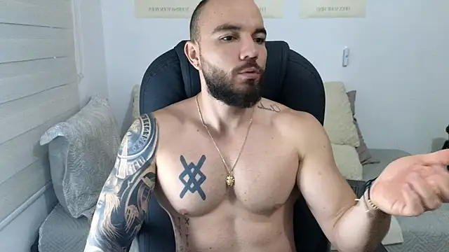 Snapshot of Isaac_Carter chatting on September 2025 11:04:02 AM Isaac Carter online show from September 2025 11:04:02 AM
