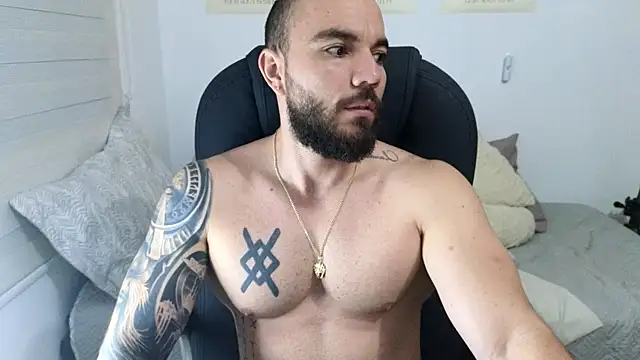Snapshot of Isaac_Carter chatting on October 2025 11:08:02 AM Isaac Carter online show from October 2025 11:08:02 AM