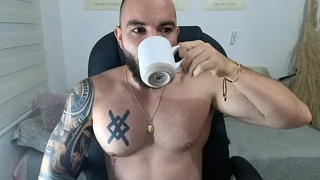 Isaac Carter online show from December 2025 11:16:02 AM