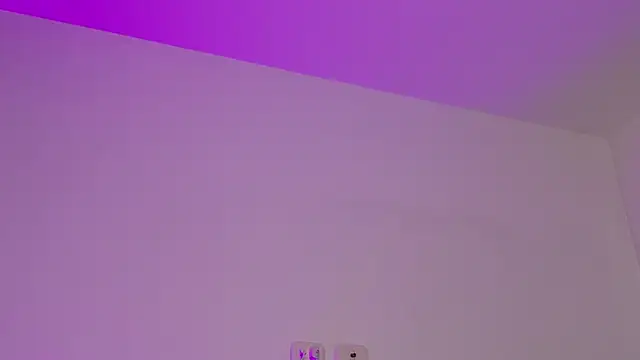 isahilton1 online show from January 2026 07:11:01 PM