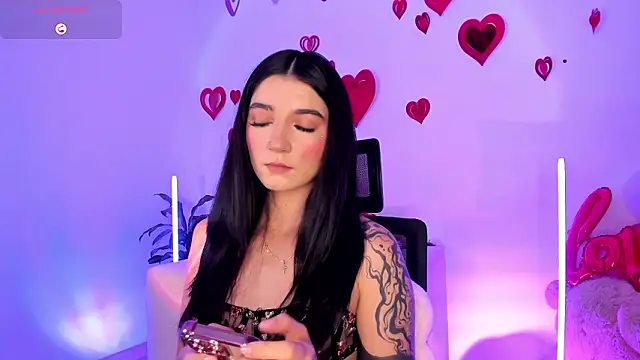 Snapshot of Hi_Soyfer chatting on February 2026 11:19:02 PM Hi Soyfer online show from February 2026 11:19:02 PM