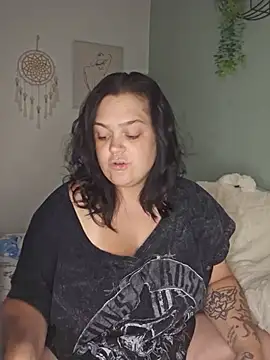 Snapshot of Saucy-Serenity chatting on July 2026 06:55:02 PM Saucy-Serenity online show from July 2026 06:55:02 PM