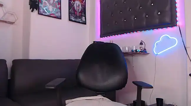 Monkey uchiha777 online show from March 2025 07:37:02 PM