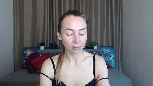 Kiss julli88I online show from March 2025 05:08:02 AM