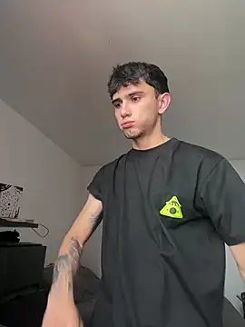 samevansx  online show from March 2025 04:01:01 PM