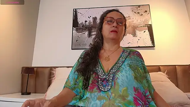 AlessandraLeroy online show from April 2026 12:45:02 PM