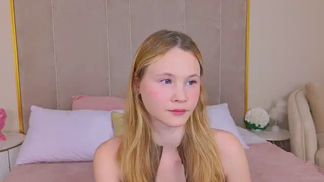 Snapshot of AmeliRoyse chatting on June 2026 05:17:02 PM AmeliRoyse online show from June 2026 05:17:02 PM