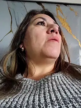 Luna-nevada online show from September 2025 03:00:02 PM