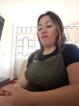 Luna-nevada online show from October 2025 03:01:02 PM