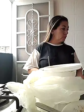 Luna-nevada online show from November 2025 06:07:01 PM