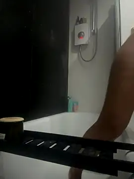 Snapshot of Sienna_Royale chatting on November 2025 06:31:02 PM Sienna Royale online show from November 2025 06:31:02 PM