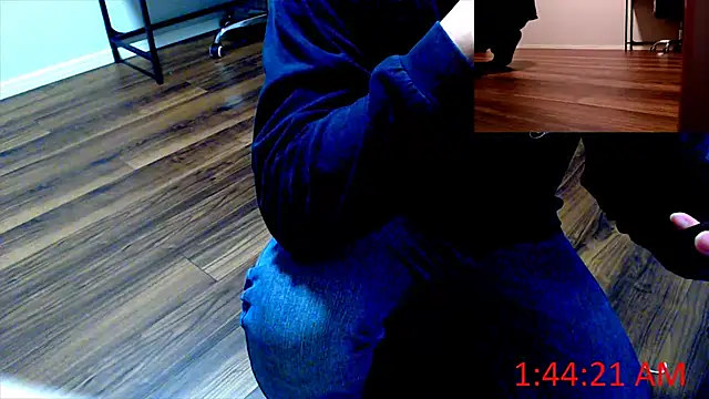 Snapshot of Stretch-man chatting on March 2025 04:45:01 PM Stretch-man online show from March 2025 04:45:01 PM