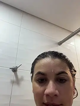 Snapshot of roldanmary chatting on March 2025 06:30:01 PM roldanmary online show from March 2025 06:30:01 PM