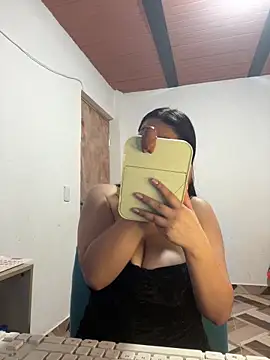 Snapshot of roldanmary chatting on February 2026 03:00:02 AM roldanmary online show from February 2026 03:00:02 AM