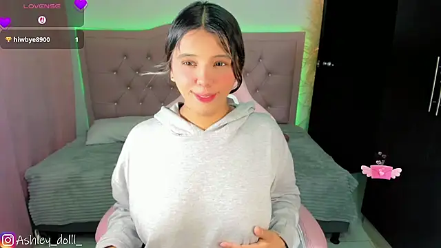 Snapshot of Ashley_dolll chatting on May 2026 09:09:02 PM Ashley dolll online show from May 2026 09:09:02 PM