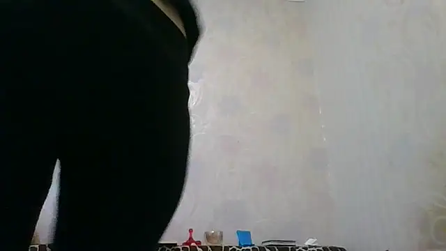 AliseWats online show from November 2025 08:08:02 PM