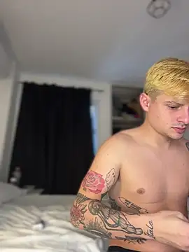 CarinaRose online show from April 2026 09:08:02 PM