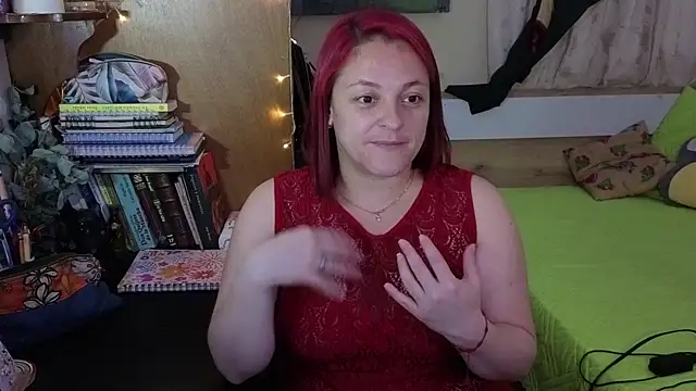 ValkaBlue online show from November 2025 04:15:01 AM