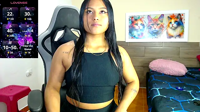 Snapshot of bella_warzon chatting on June 2026 02:45:02 AM bella warzon online show from June 2026 02:45:02 AM